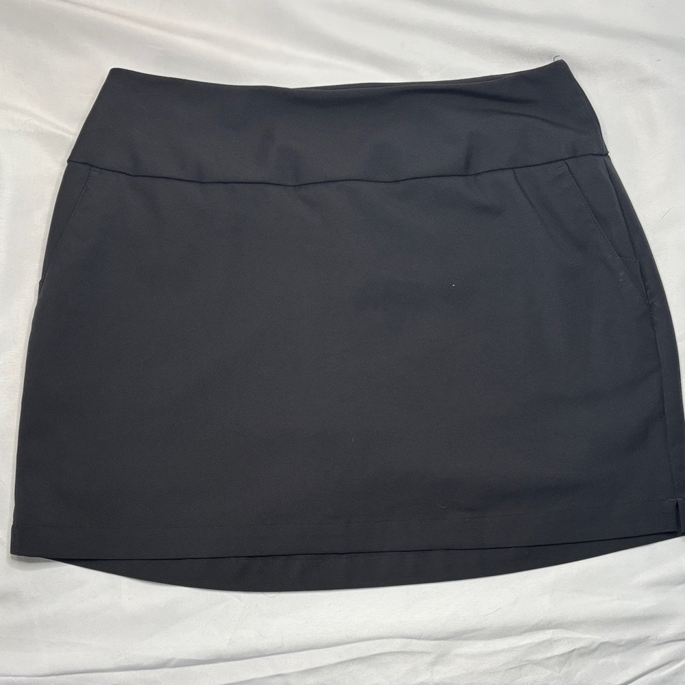 adidas Black Mini Skort with Subtle Pockets